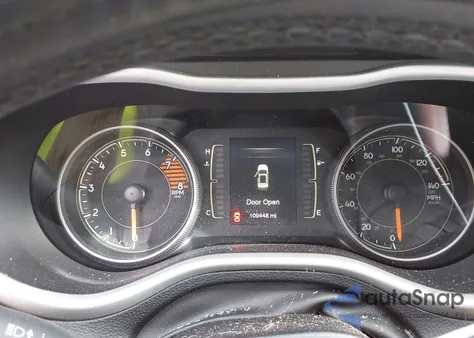 2018 Jeep Cherokee Latitude Plus 4X4 из США, поврежденный, VIN 1C4PJMLXXJD601907